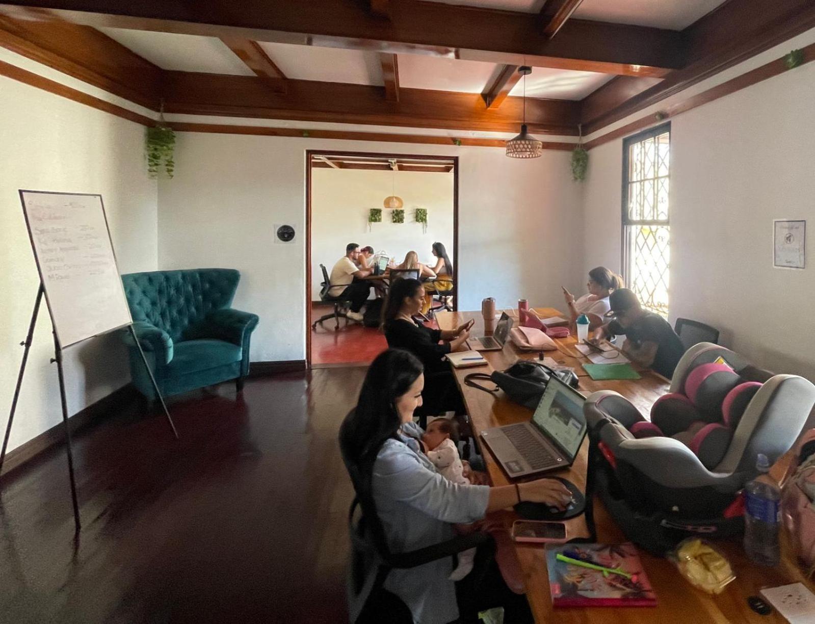 Costa Rica Guesthouse ซานโฮเซ ภายนอก รูปภาพ