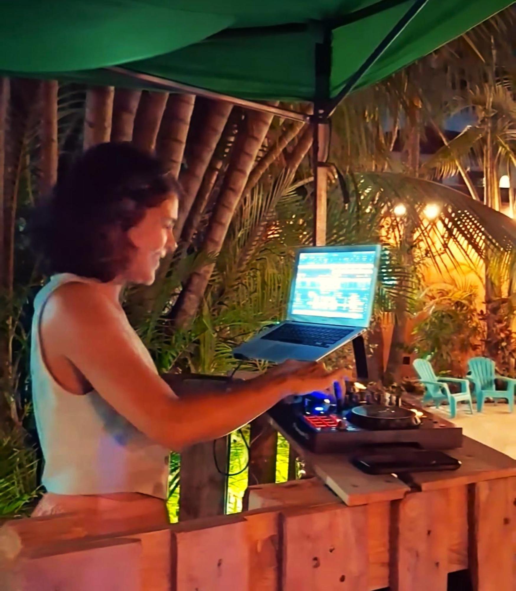 Costa Rica Guesthouse ซานโฮเซ ภายนอก รูปภาพ
