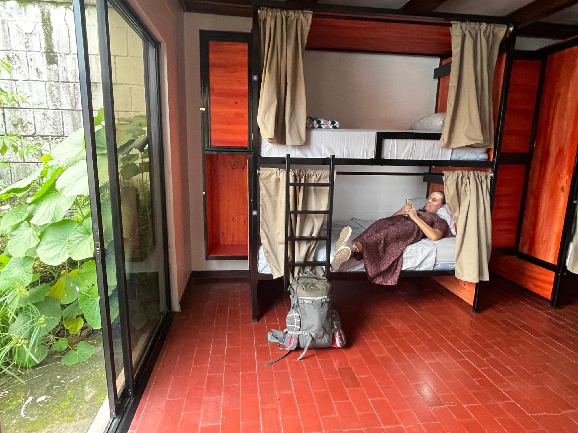 Costa Rica Guesthouse ซานโฮเซ ภายนอก รูปภาพ